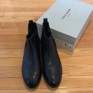 Cole Haan Women’s Chelsea Boots Size 10